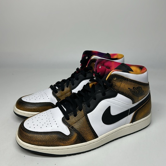 New Men’s Nike Air Jordan 1 Mid SE Shoes Black/Taxi White DQ8417-071 NWOB - Picture 6 of 7